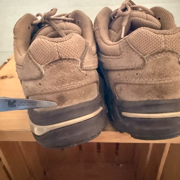 Vionic Size 11 Brown Suede Leather Low Top Performance Comfort Walking Shoes - Picture 13 of 16